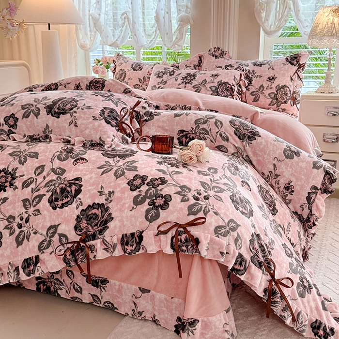 91家纺网 家纺一手货源 找家纺 韩约 2025新款韩式蝴蝶结牛奶绒床单款四件套 花枝韵