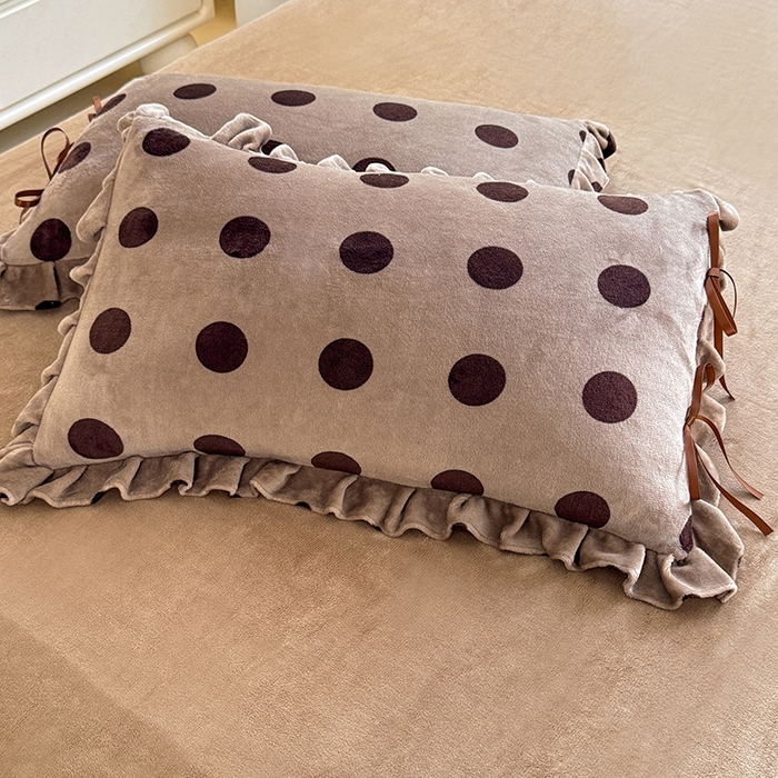 91家纺网 家纺一手货源 找家纺 韩约 2025新款韩式蝴蝶结牛奶绒床单款四件套 圆梦咖