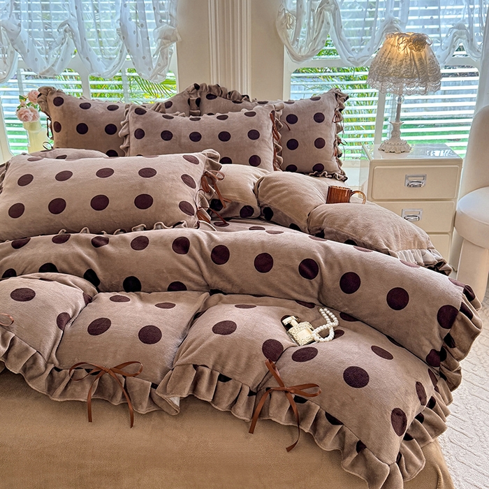 91家纺网 家纺一手货源 找家纺 韩约 2025新款韩式蝴蝶结牛奶绒床单款四件套 圆梦咖