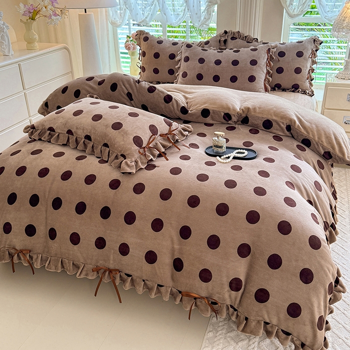 91家纺网 家纺一手货源 找家纺 韩约 2025新款韩式蝴蝶结牛奶绒床单款四件套 圆梦咖