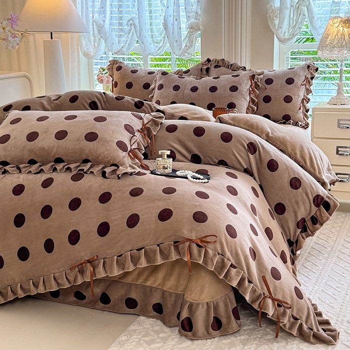 91家纺网 家纺一手货源 找家纺 韩约 2025新款韩式蝴蝶结牛奶绒床单款四件套 圆梦咖