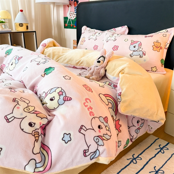 91家纺网 家纺一手货源 找家纺 艾特你 2025新款小清新高克重牛奶绒印花四件套 彩虹宝丽