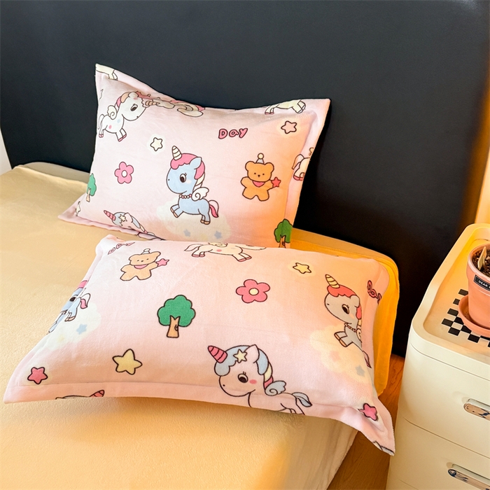 91家纺网 家纺一手货源 找家纺 艾特你 2025新款小清新高克重牛奶绒印花四件套 彩虹宝丽