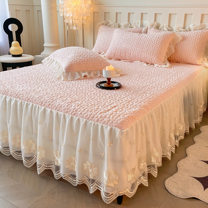 91家纺网 家纺一手货源 找家纺 （总）花香四季家纺 2025新款牛奶绒夹棉床裙款四件套-柏林小姐