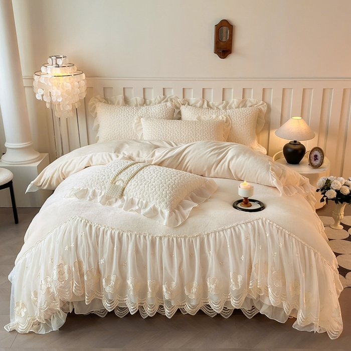 花香四季家纺 2025新款牛奶绒夹棉床裙款四件套-柏林小姐 柏林小姐-白