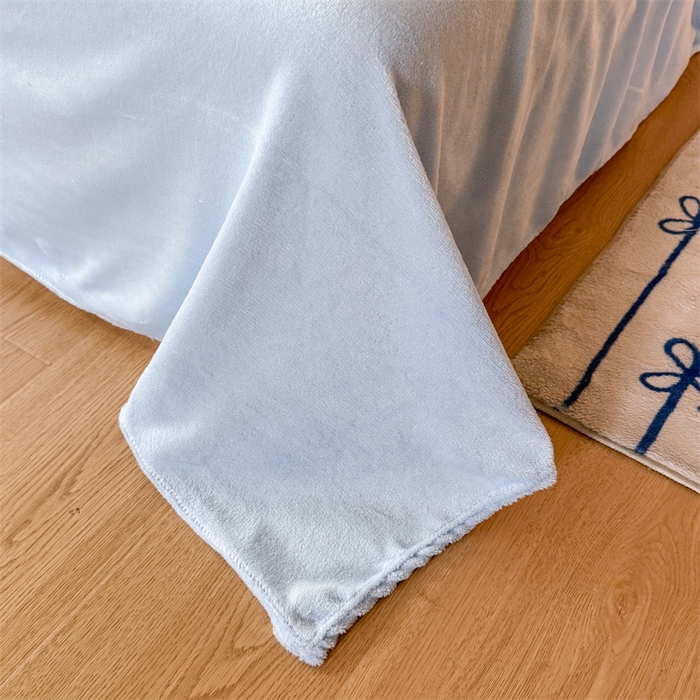 91家纺网 家纺一手货源 找家纺 艾特你 2025新款小清新高克重牛奶绒印花四件套 大耳狗