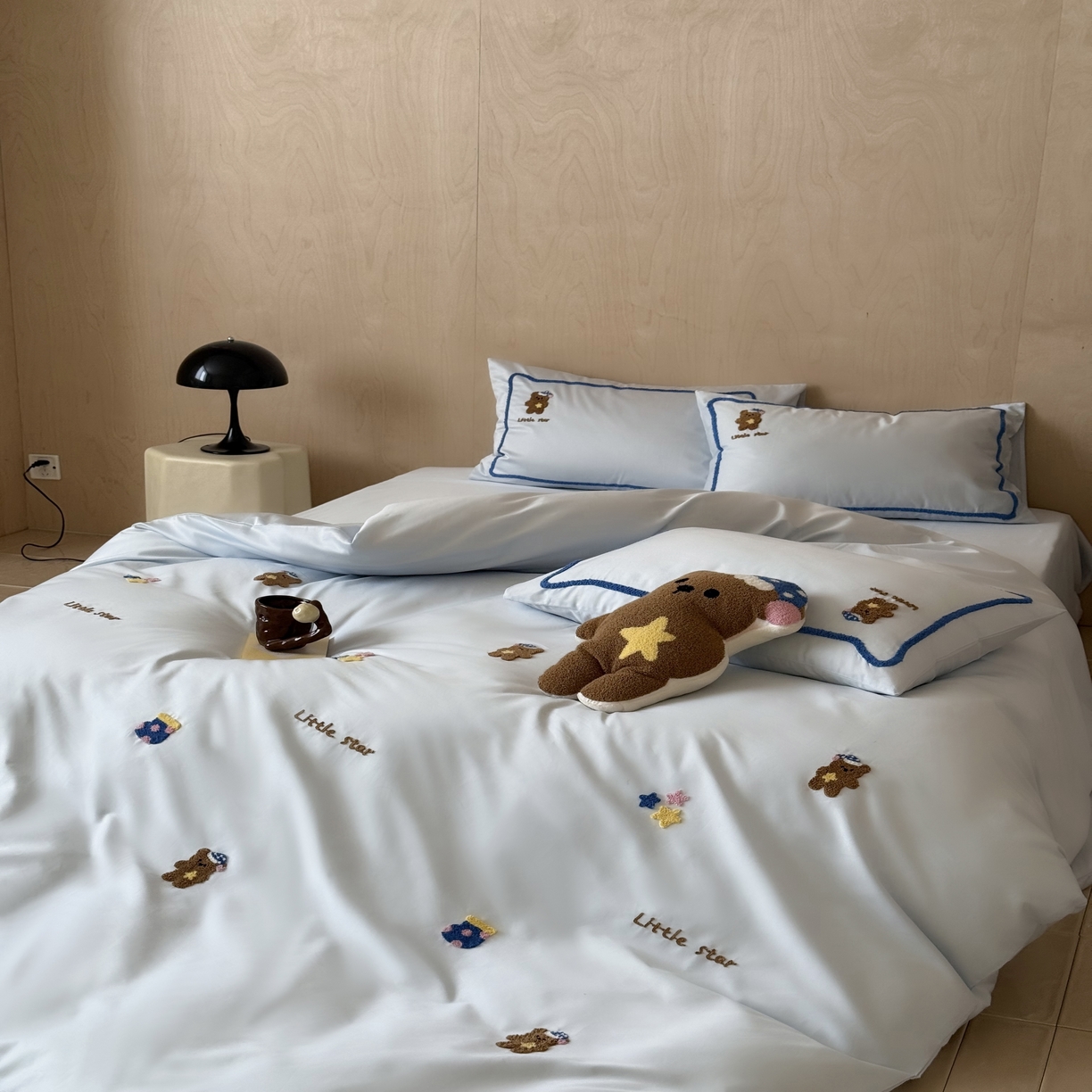 91家纺网 家纺一手货源 找家纺 三味舒屋 2025新款好梦毛巾绣全棉纯棉磨毛四件套 全棉款好梦小熊