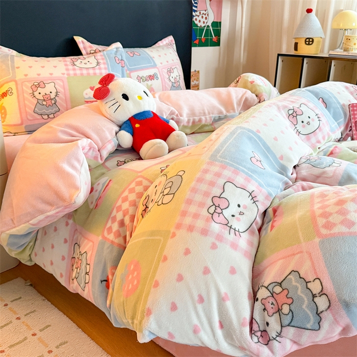 91家纺网 家纺一手货源 找家纺 艾特你 2025新款小清新高克重牛奶绒印花四件套 格子猫咪