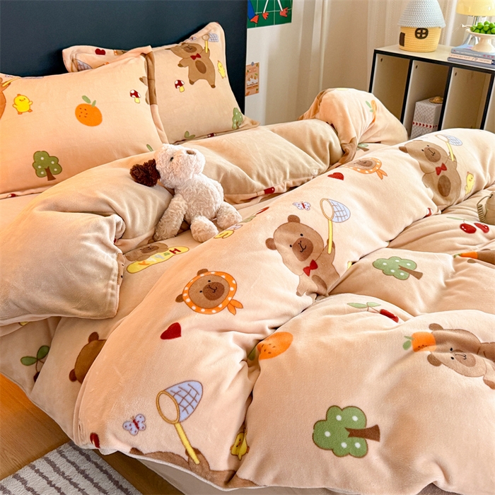 91家纺网 家纺一手货源 找家纺 艾特你 2025新款小清新高克重牛奶绒印花四件套 橘子卡皮