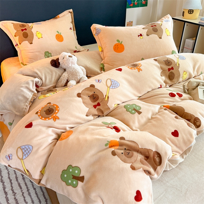 91家纺网 家纺一手货源 找家纺 艾特你 2025新款小清新高克重牛奶绒印花四件套 橘子卡皮