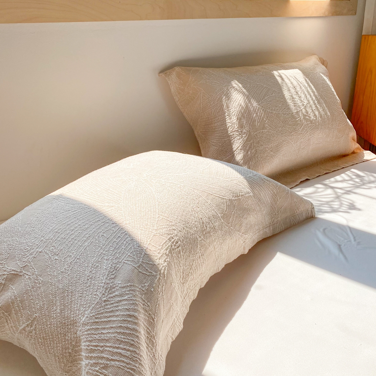 91家纺网 家纺一手货源 找家纺 美宜家 2025全棉提花枕巾100棉柔软吸汗枕头巾 锦上添花-原色 一只