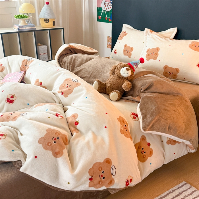 91家纺网 家纺一手货源 找家纺 艾特你 2025新款小清新高克重牛奶绒印花四件套 卡贝拉