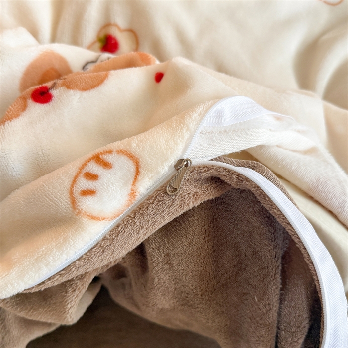 91家纺网 家纺一手货源 找家纺 艾特你 2025新款小清新高克重牛奶绒印花四件套 卡贝拉