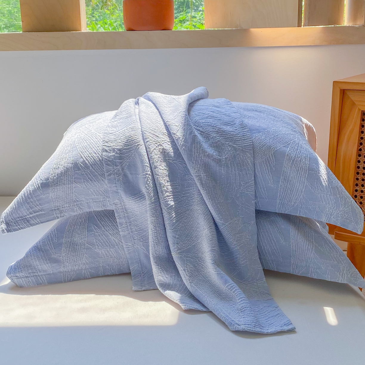 91家纺网 家纺一手货源 找家纺 美宜家 2025全棉提花枕巾100棉柔软吸汗枕头巾 锦上添花-兰 一对