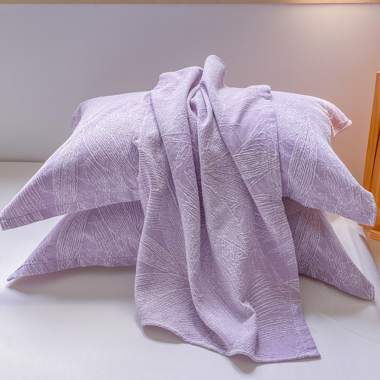 91家纺网 家纺一手货源 找家纺 美宜家 2025全棉提花枕巾100棉柔软吸汗枕头巾 锦上添花-紫 一对