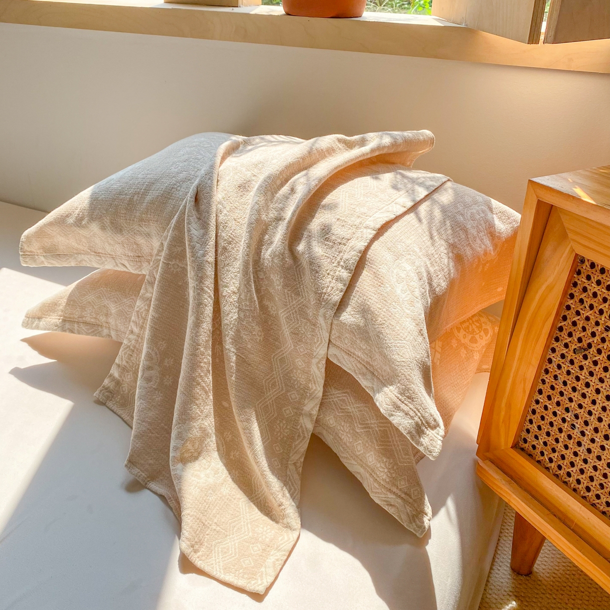 91家纺网 家纺一手货源 找家纺 美宜家 2025全棉提花枕巾100棉柔软吸汗枕头巾 圆满 一对