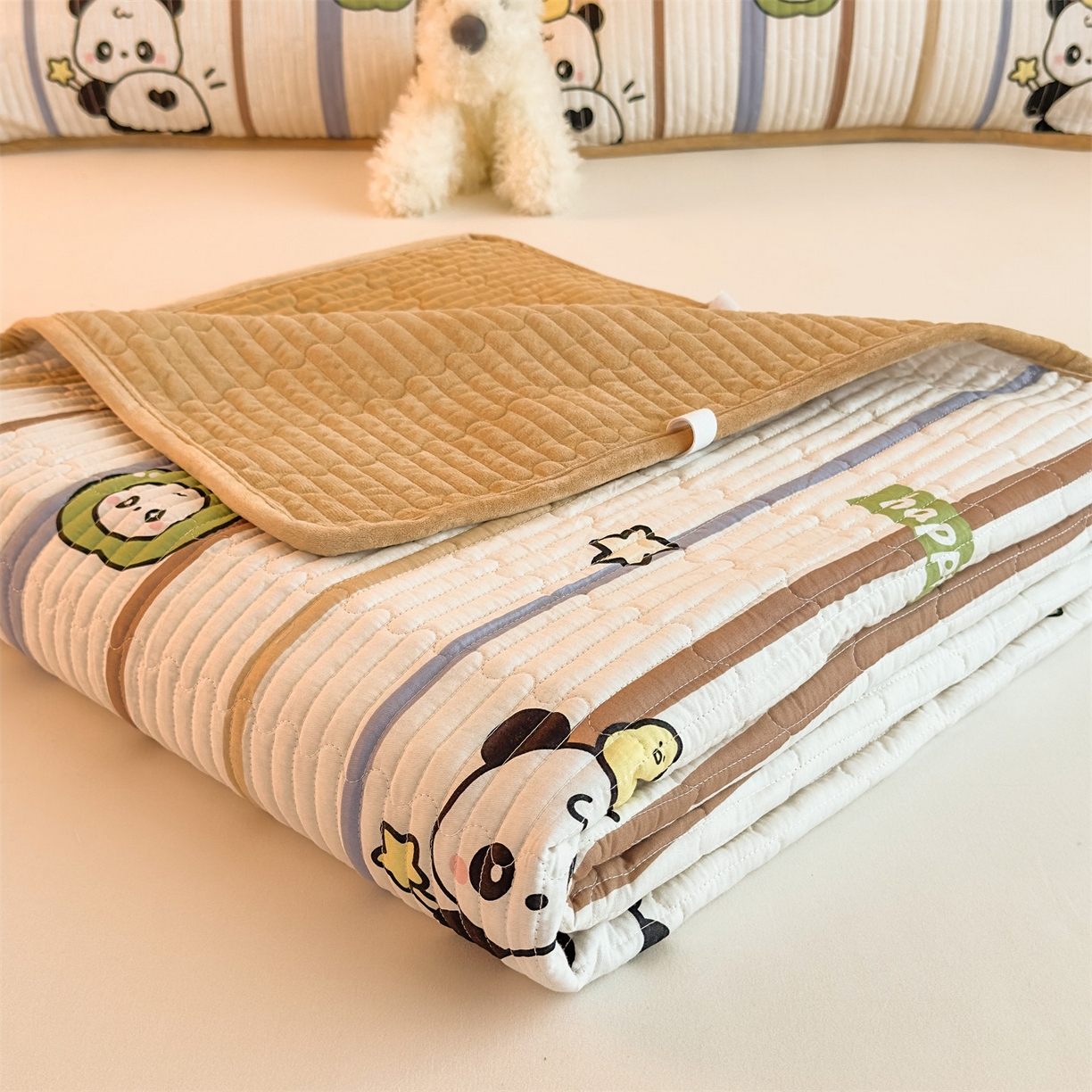 91家纺网 家纺一手货源 找家纺 恒爱家纺 2025新款全棉宝宝绒双拼床盖三件套 萌宠卫士