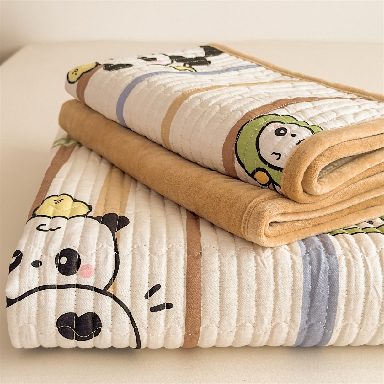 91家纺网 家纺一手货源 找家纺 恒爱家纺 2025新款全棉宝宝绒双拼床盖三件套 萌宠卫士