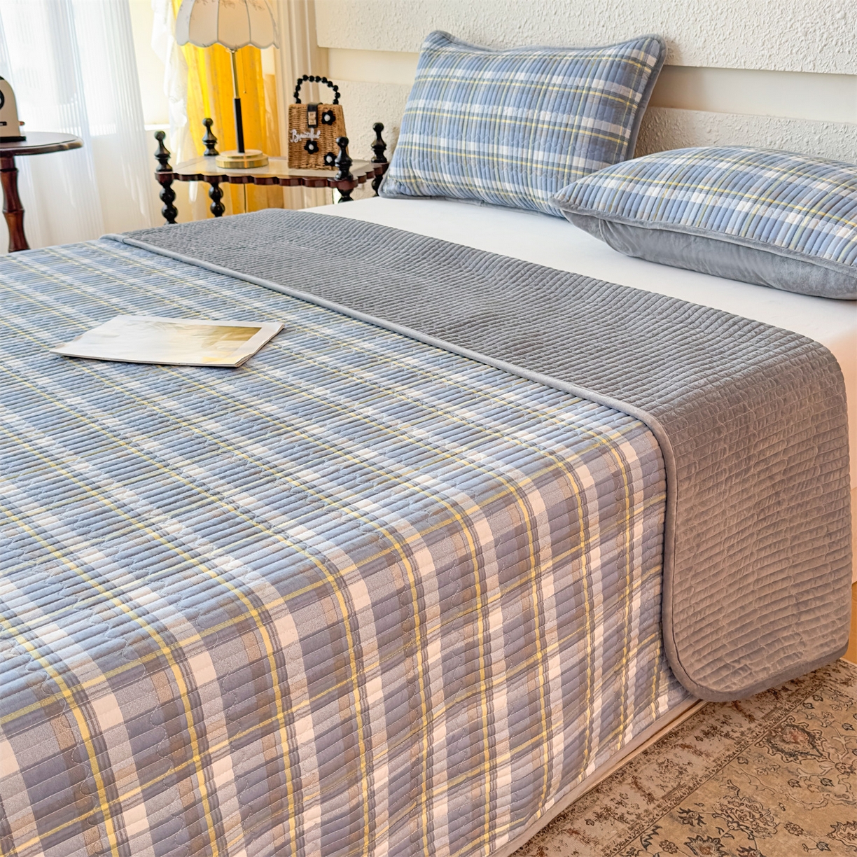 91家纺网 家纺一手货源 找家纺 恒爱家纺 2025新款全棉宝宝绒双拼床盖三件套 莫尼-蓝