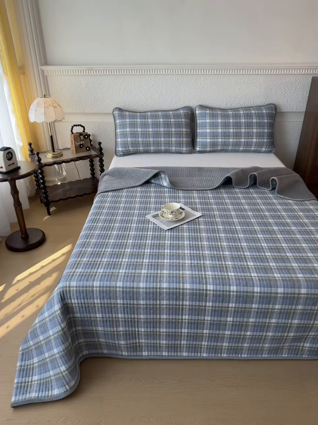 91家纺网 家纺一手货源 找家纺 恒爱家纺 2025新款全棉宝宝绒双拼床盖三件套 莫尼-蓝