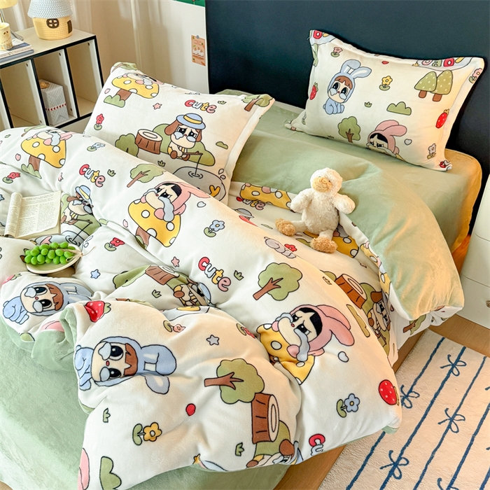 91家纺网 家纺一手货源 找家纺 艾特你 2025新款小清新高克重牛奶绒印花四件套 森林小屋