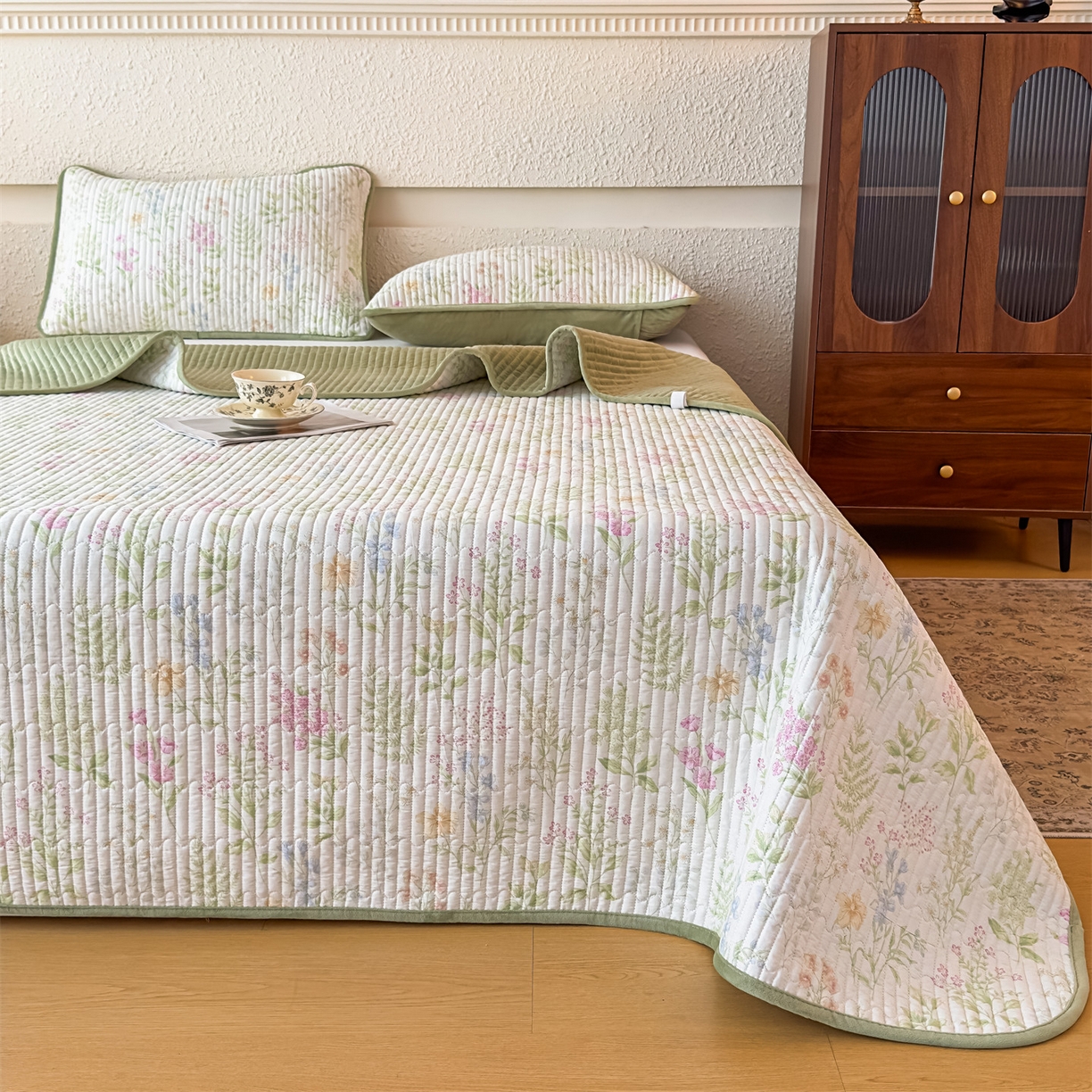 91家纺网 家纺一手货源 找家纺 恒爱家纺 2025新款全棉宝宝绒双拼床盖三件套 情人草