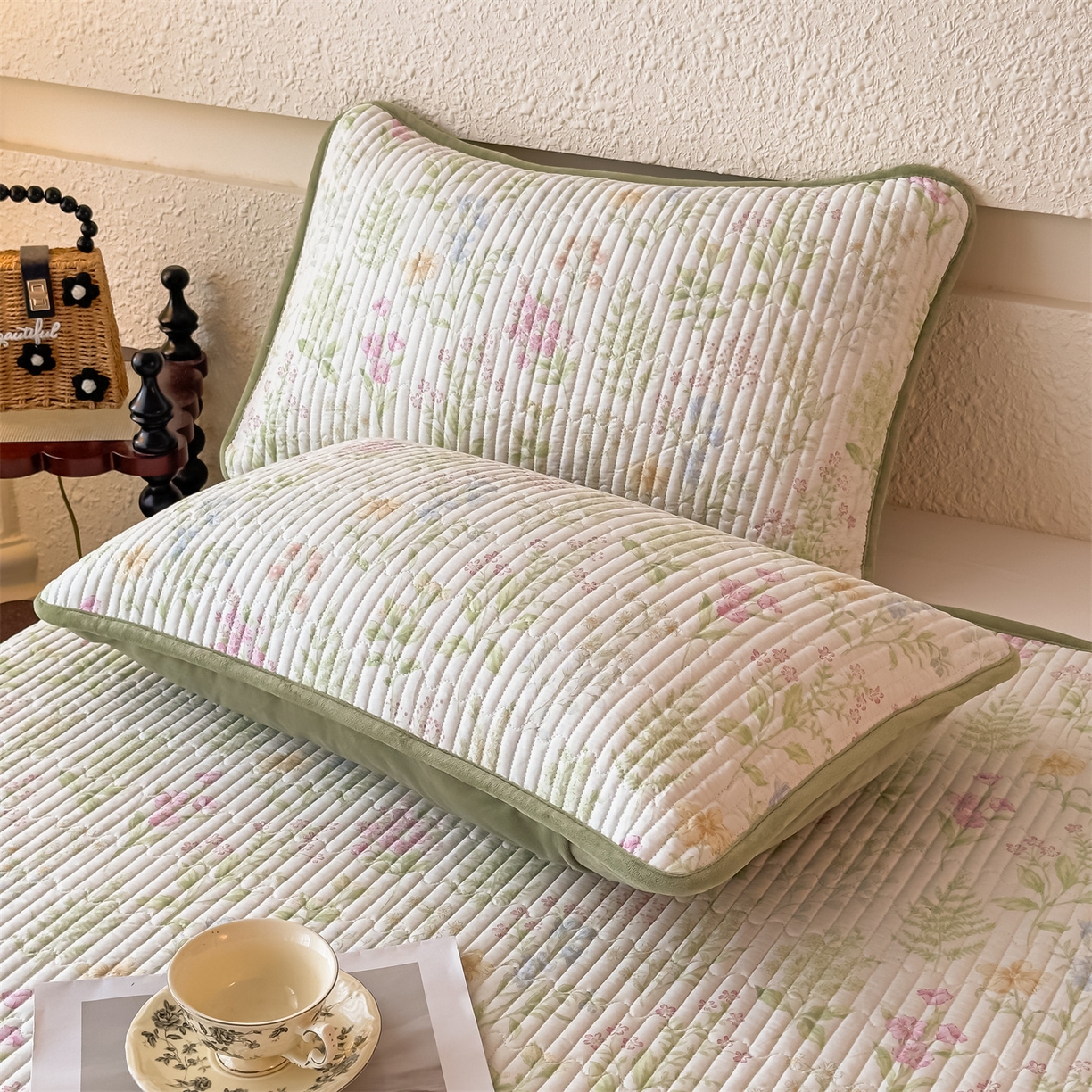 91家纺网 家纺一手货源 找家纺 恒爱家纺 2025新款全棉宝宝绒双拼床盖三件套 情人草