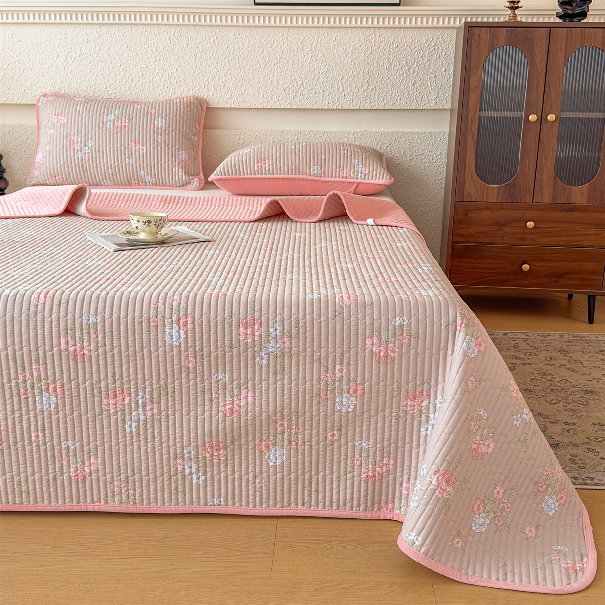 91家纺网 家纺一手货源 找家纺 恒爱家纺 2025新款全棉宝宝绒双拼床盖三件套 香远益清