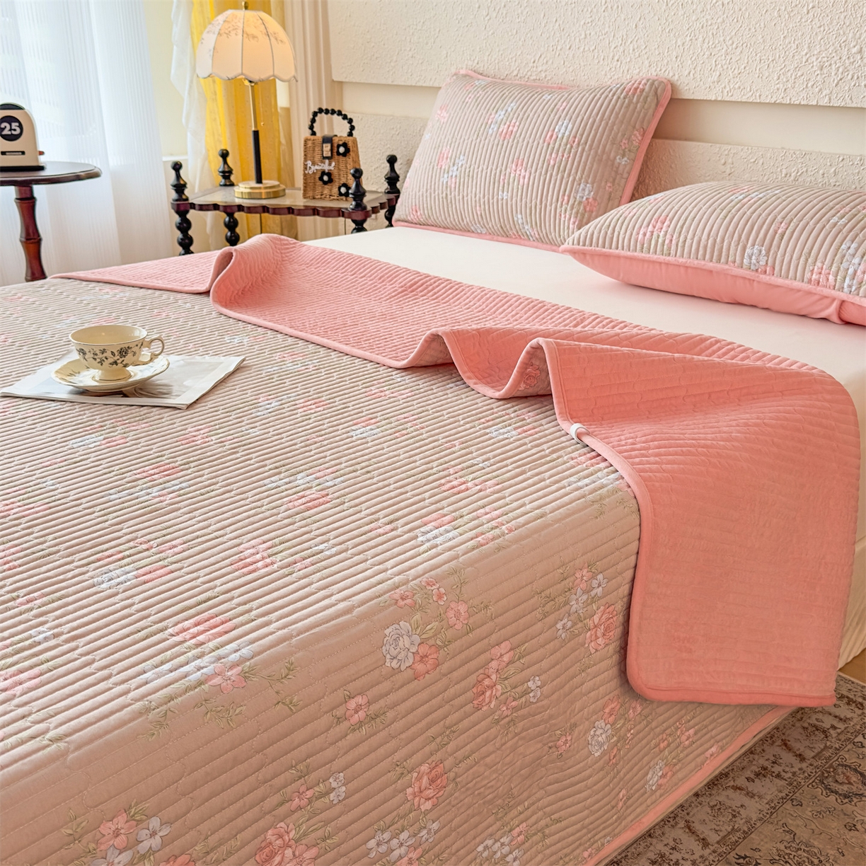 91家纺网 家纺一手货源 找家纺 恒爱家纺 2025新款全棉宝宝绒双拼床盖三件套 香远益清