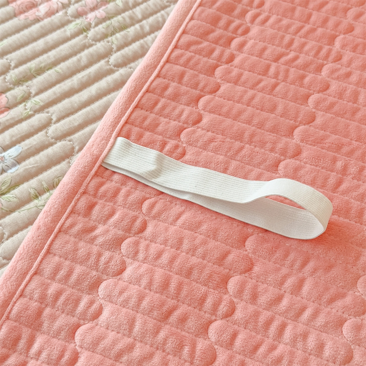 91家纺网 家纺一手货源 找家纺 恒爱家纺 2025新款全棉宝宝绒双拼床盖三件套 香远益清