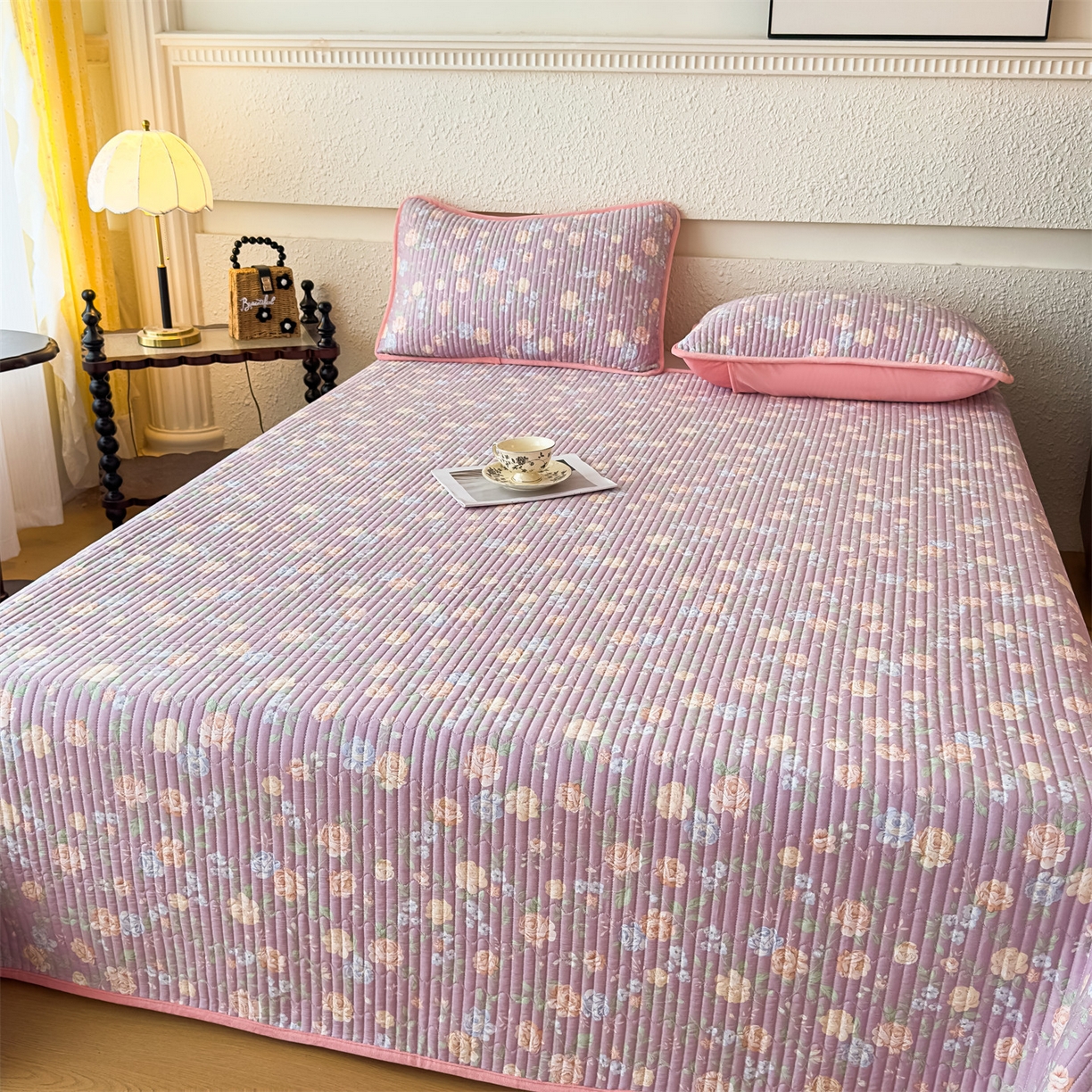 91家纺网 家纺一手货源 找家纺 恒爱家纺 2025新款全棉宝宝绒双拼床盖三件套 紫菀花