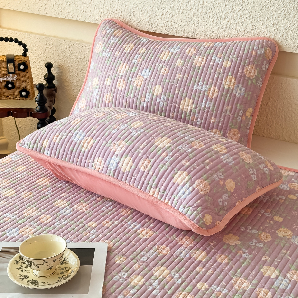 91家纺网 家纺一手货源 找家纺 恒爱家纺 2025新款全棉宝宝绒双拼床盖三件套 紫菀花