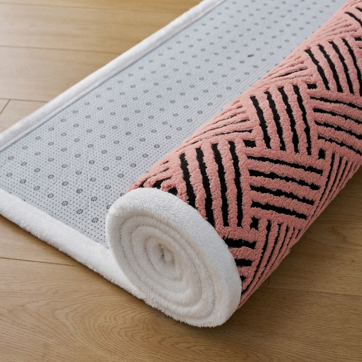 91家纺网 家纺一手货源 找家纺 航途席业 2025新款亲肤舒适地垫 利奥-清粉