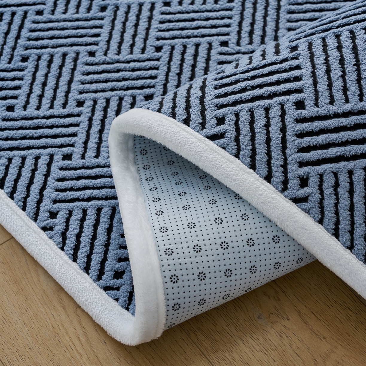 91家纺网 家纺一手货源 找家纺 航途席业 2025新款亲肤舒适地垫 利奥-星蓝