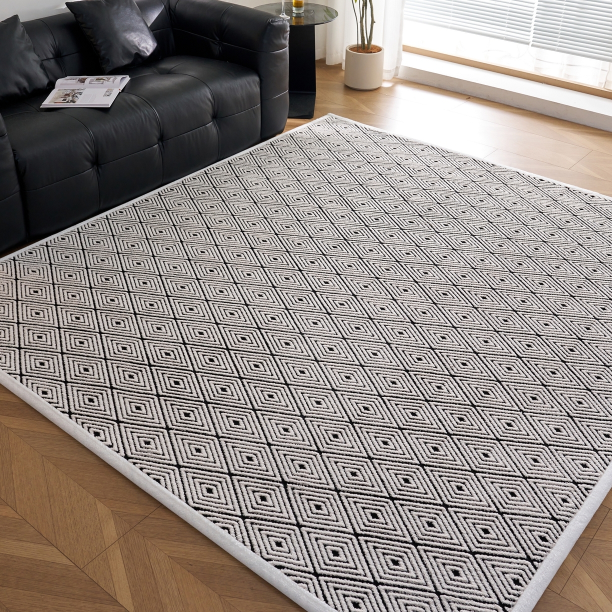 91家纺网 家纺一手货源 找家纺 航途席业 2025新款亲肤舒适地垫 梦回-黑白