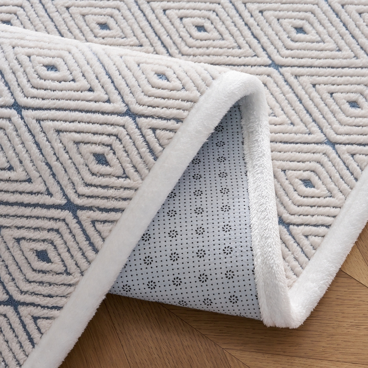 91家纺网 家纺一手货源 找家纺 航途席业 2025新款亲肤舒适地垫 梦回-远蓝