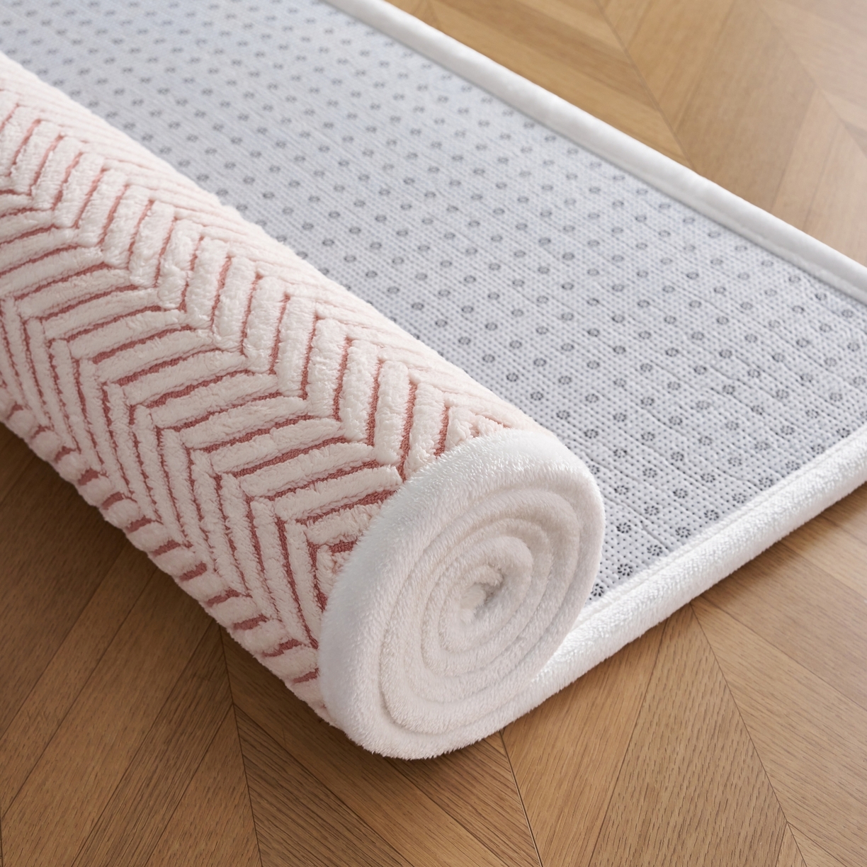 91家纺网 家纺一手货源 找家纺 航途席业 2025新款亲肤舒适地垫 莫妮-清粉