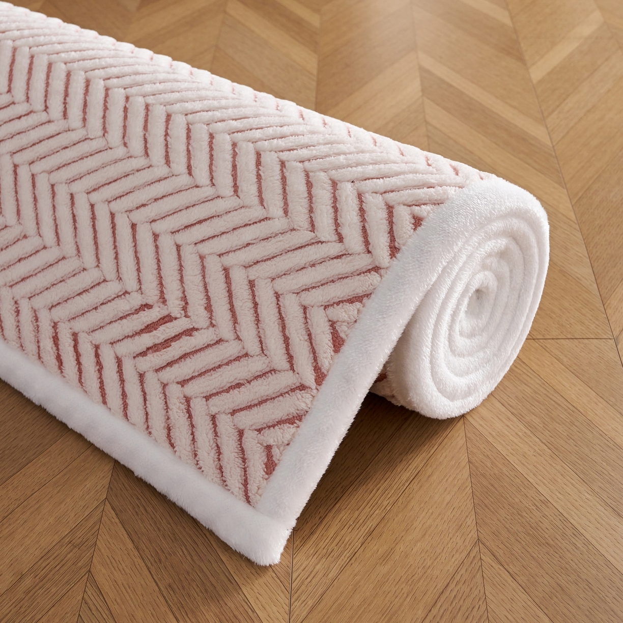 91家纺网 家纺一手货源 找家纺 航途席业 2025新款亲肤舒适地垫 莫妮-清粉