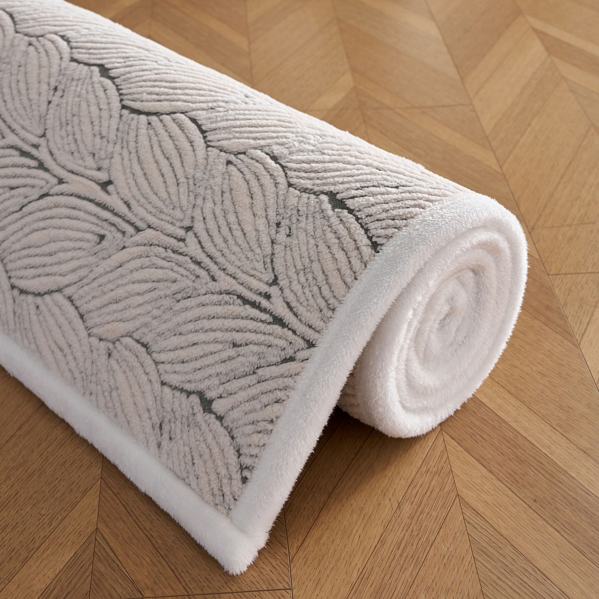 91家纺网 家纺一手货源 找家纺 航途席业 2025新款亲肤舒适地垫 羽墨-烟灰