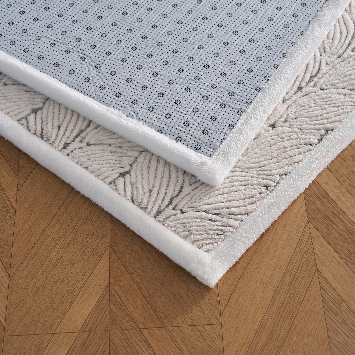 91家纺网 家纺一手货源 找家纺 航途席业 2025新款亲肤舒适地垫 羽墨-烟灰