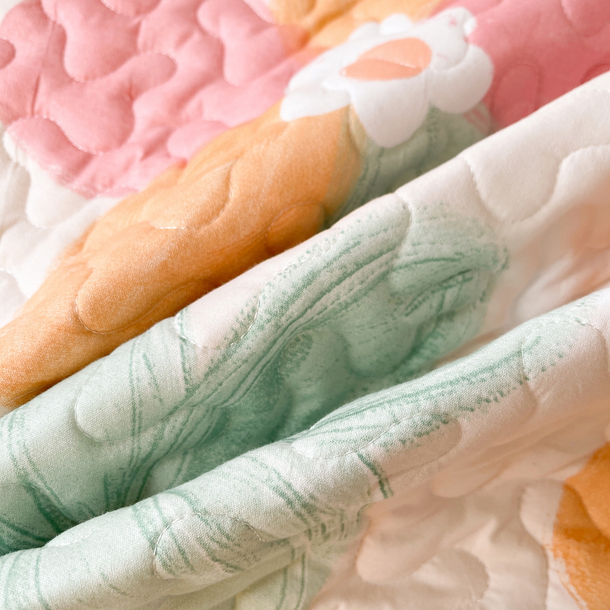 91家纺网 家纺一手货源 找家纺 笠裙 2025新款爆款A类水洗棉印花床盖四件套 床盖-美好