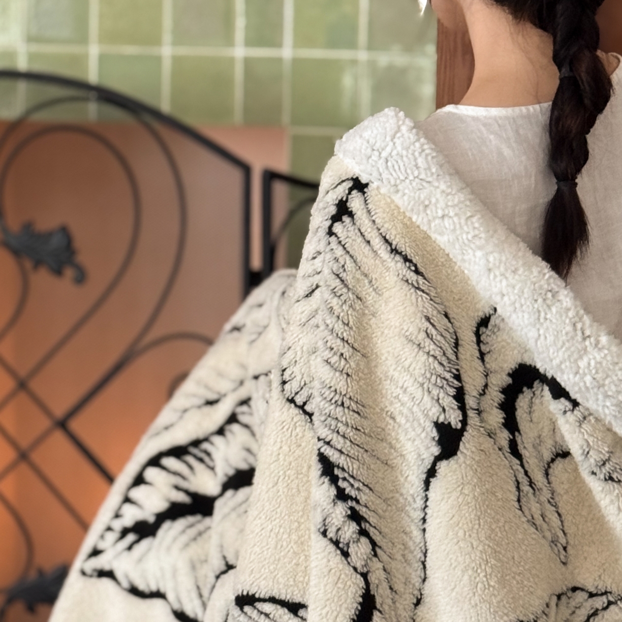 91家纺网 家纺一手货源 找家纺 云栖家居 2025双层加厚单双人毛毯午休毯立体提花羊羔绒盖毯 莫奈