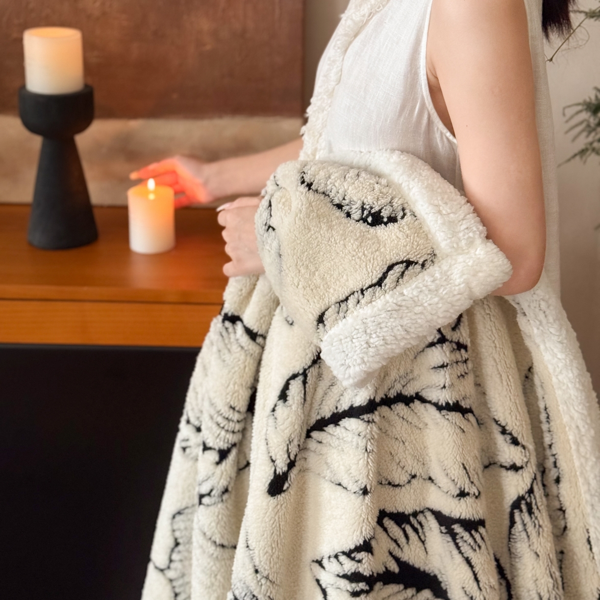 91家纺网 家纺一手货源 找家纺 云栖家居 2025双层加厚单双人毛毯午休毯立体提花羊羔绒盖毯 莫奈