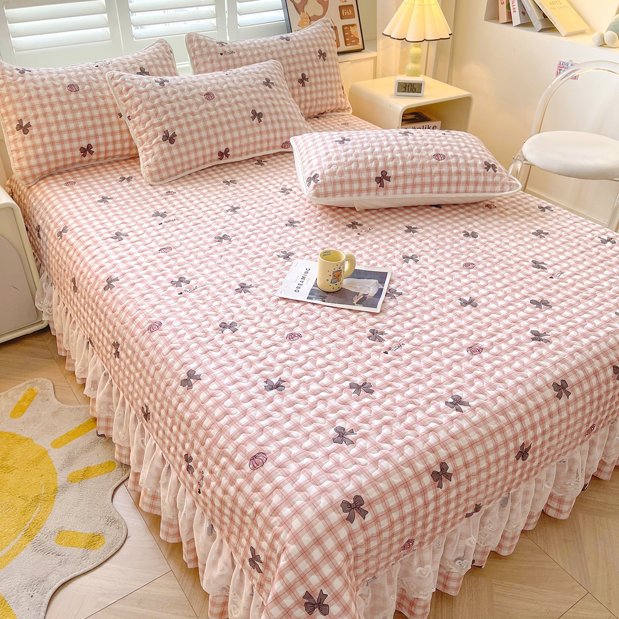 91家纺网 家纺一手货源 找家纺 笠裙 2025新款爆款A类水洗棉印花床盖四件套 床盖-蝶恋