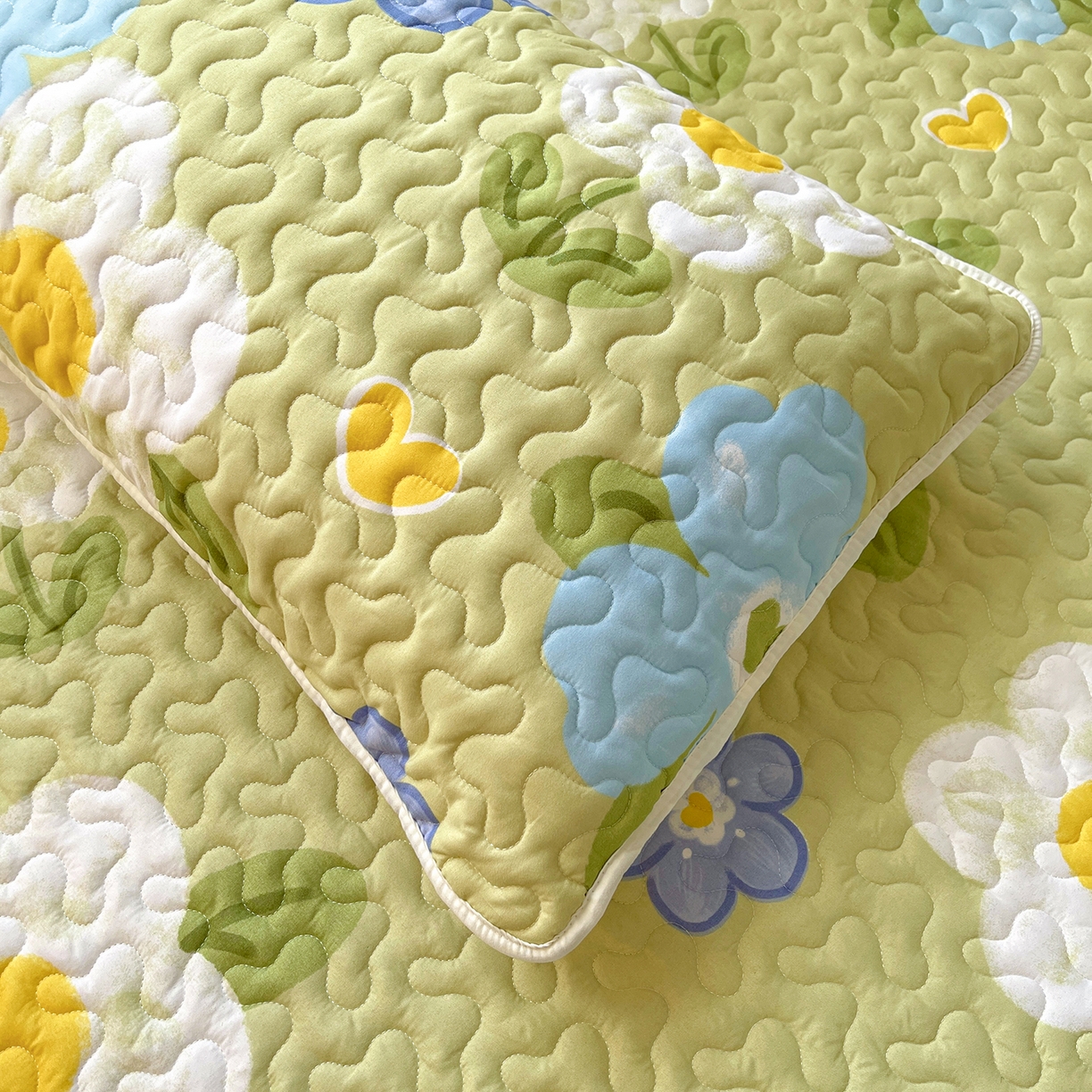 91家纺网 家纺一手货源 找家纺 笠裙 2025新款爆款A类水洗棉印花床盖四件套 床盖-花爱