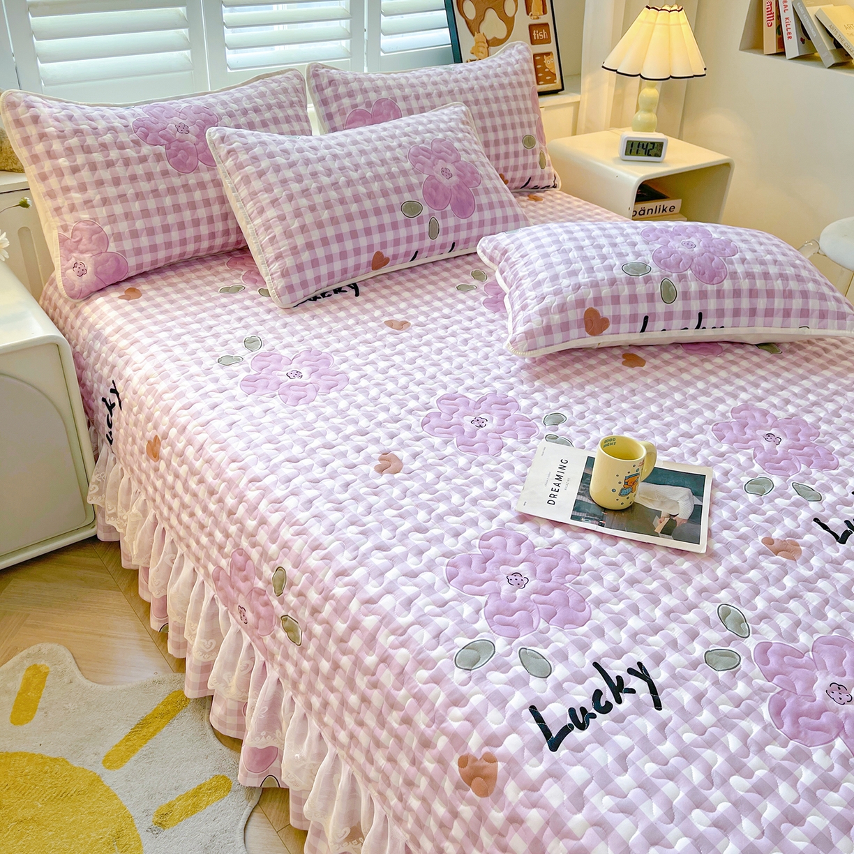 91家纺网 家纺一手货源 找家纺 笠裙 2025新款爆款A类水洗棉印花床盖四件套 床盖-花舞