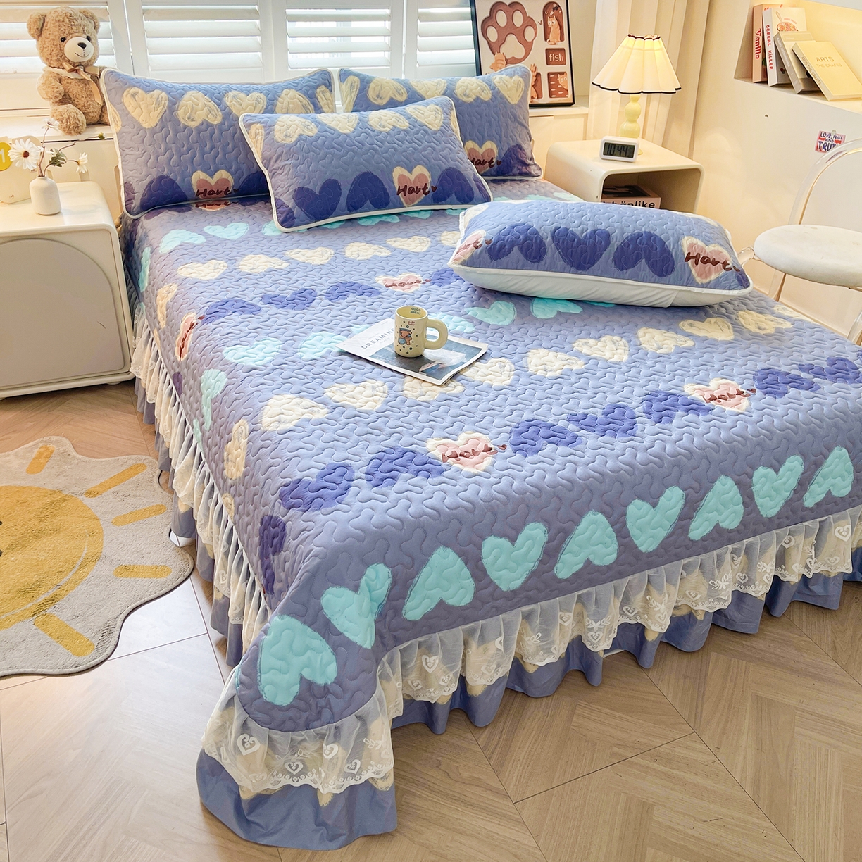 91家纺网 家纺一手货源 找家纺 笠裙 2025新款爆款A类水洗棉印花床盖四件套 床盖-心定律