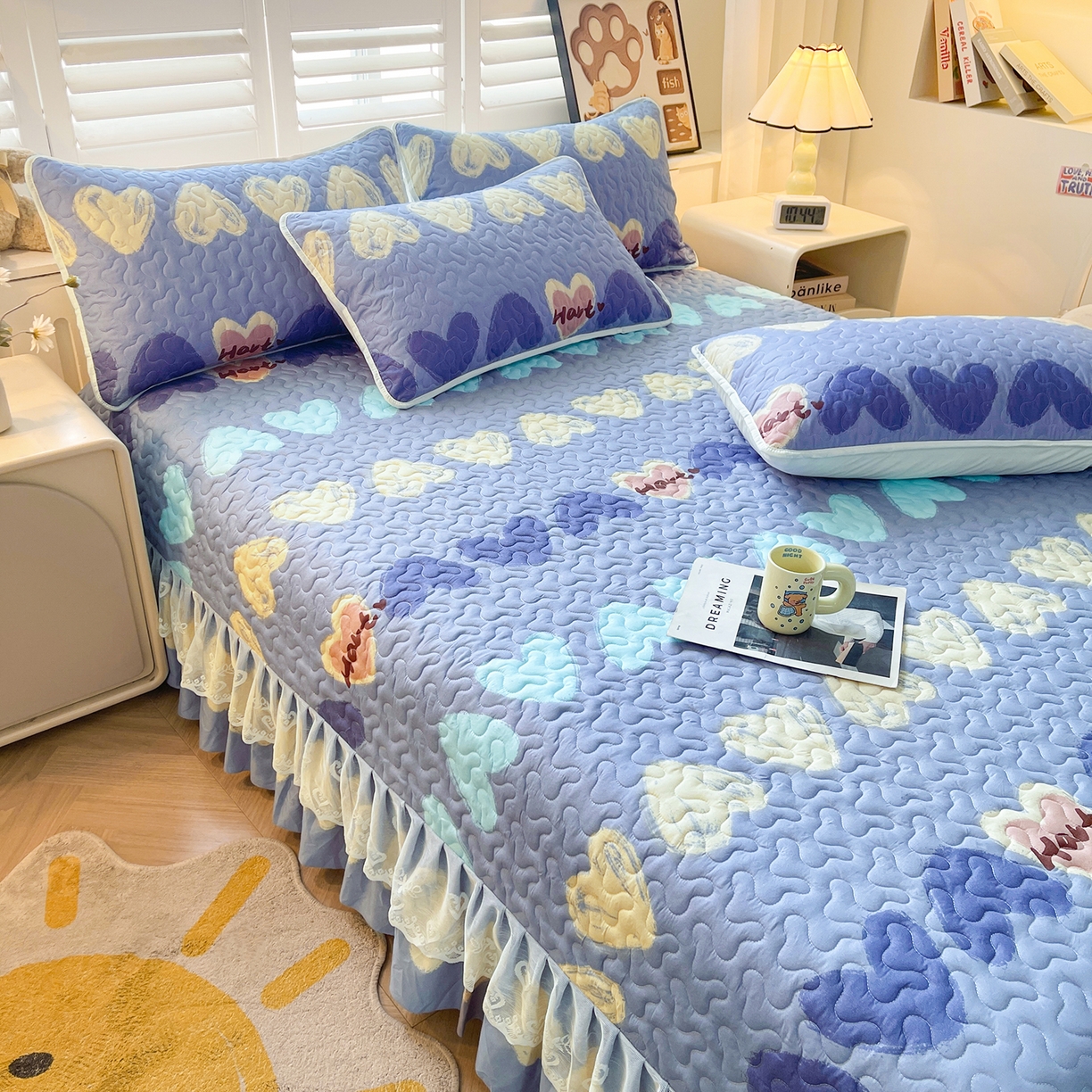 91家纺网 家纺一手货源 找家纺 笠裙 2025新款爆款A类水洗棉印花床盖四件套 床盖-心定律