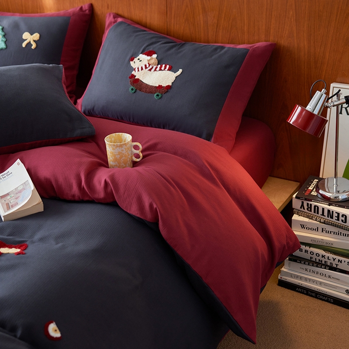 91家纺网 家纺一手货源 找家纺 风向标家纺 2025新款透气软织提花磨毛卡通毛巾绣四件套-风格一 苹果狗-蓝