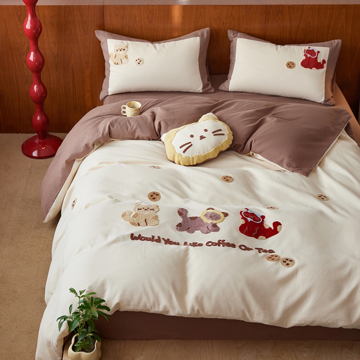 91家纺网 家纺一手货源 找家纺 风向标家纺 2025新款透气软织提花磨毛卡通毛巾绣四件套-风格一 曲奇猫